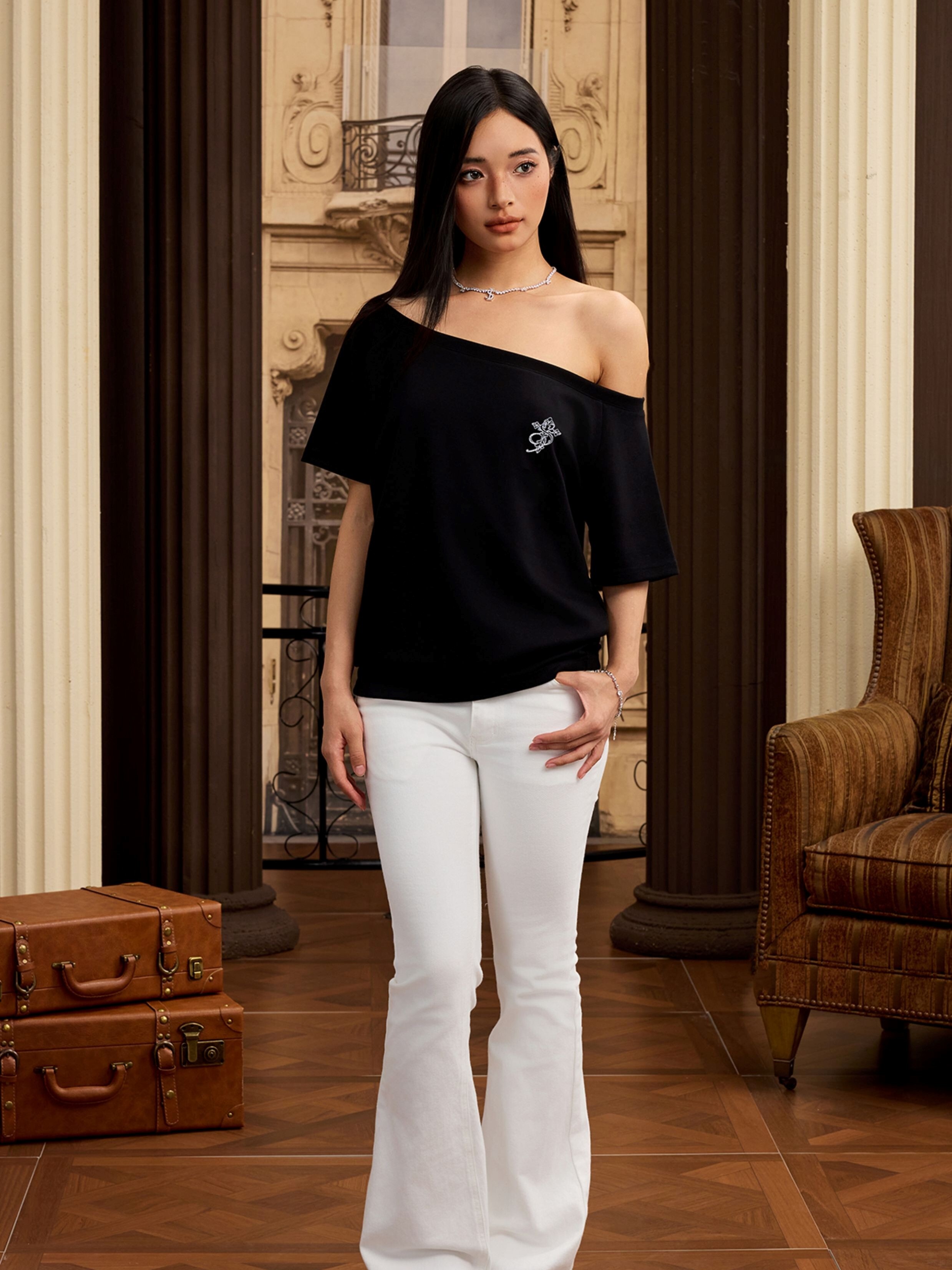 STK SmallTownKid  胸前十字Logo 斜肩短袖T