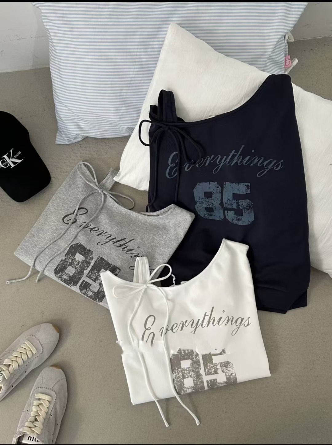 Everything 85 慵懶斜肩大學T