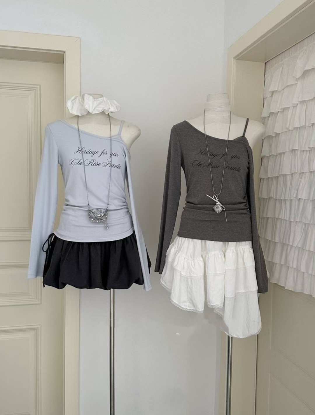 斜肩草寫印花 設計感長袖上衣