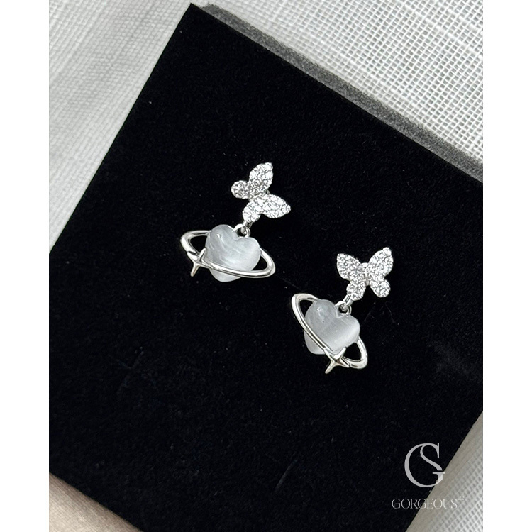 R51 現貨「貓眼愛心蝴蝶耳夾」