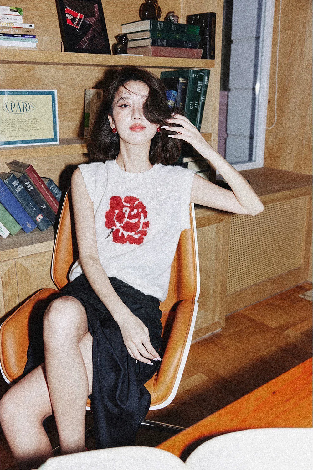 配色玫瑰花圖案圓領羊毛背心上衣-F (Elegant & Love)