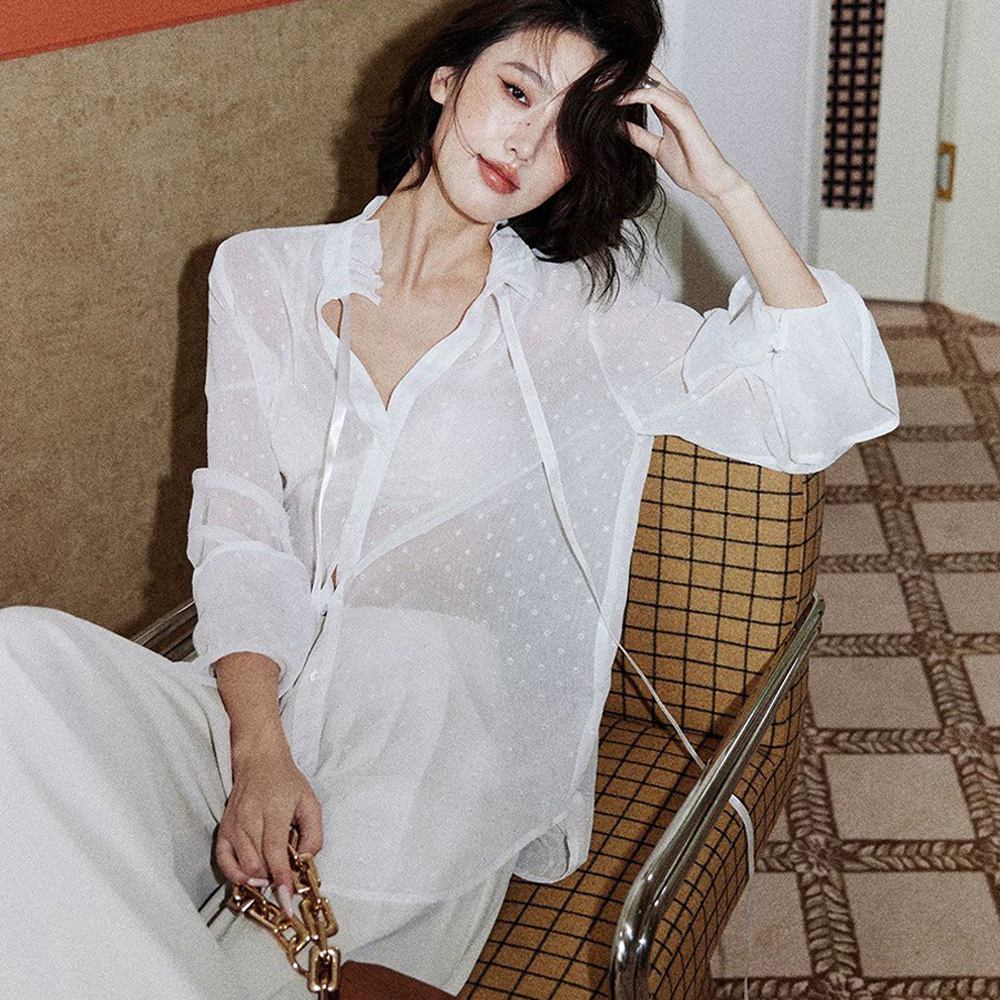 雲朵白點點織紋感和葉立領織帶上衣S-M (Elegant & Love)