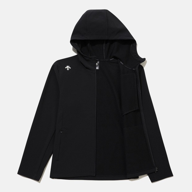 DESCENTE 迪桑特 經典 小LOGO款 尼龍風衣外套 斜口袋 黑色 (秋冬早鳥優惠預購)