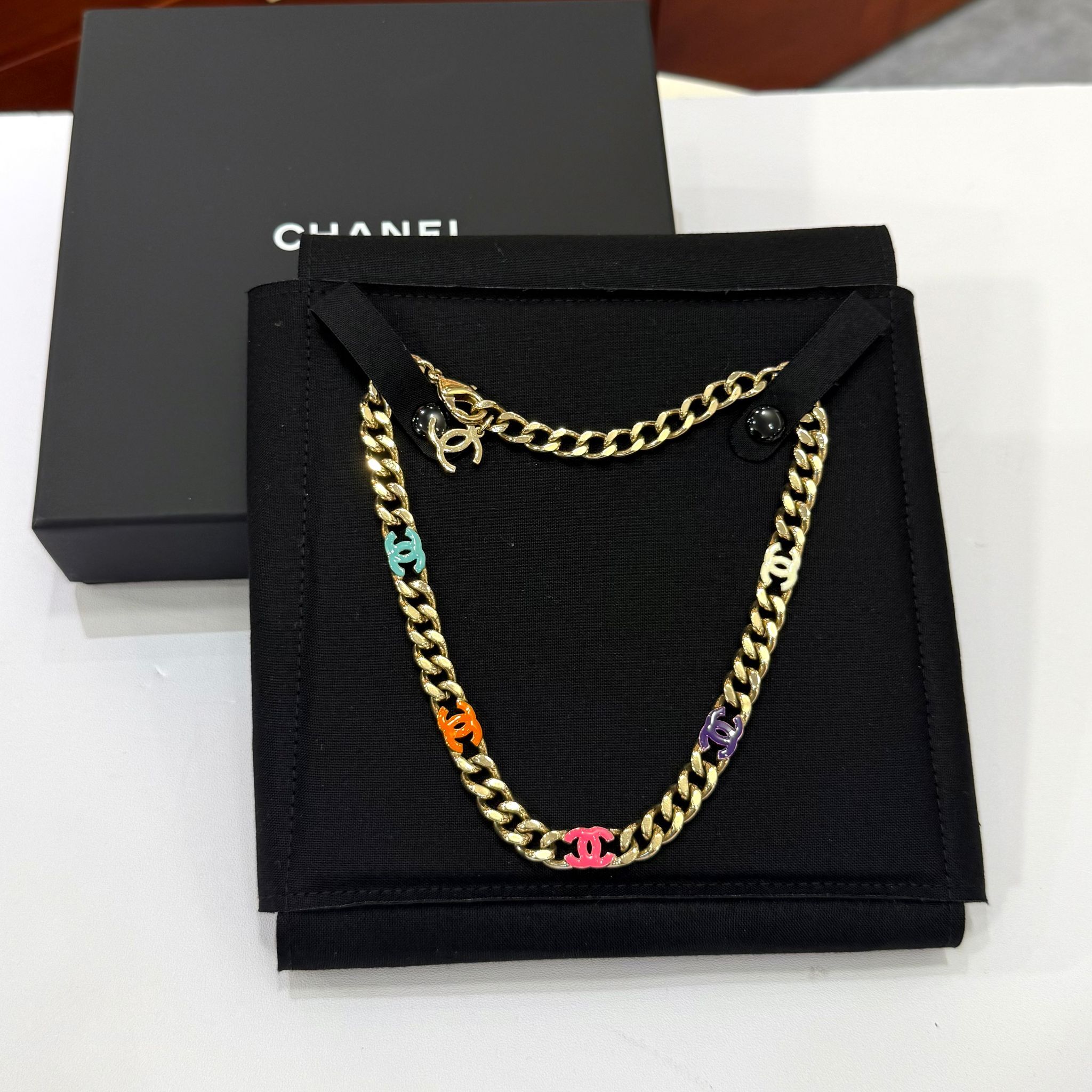 全新CHANEL項鏈 24C 彩色CC LOGO 淡金鏈 #BRAND NEW #香榭站正品