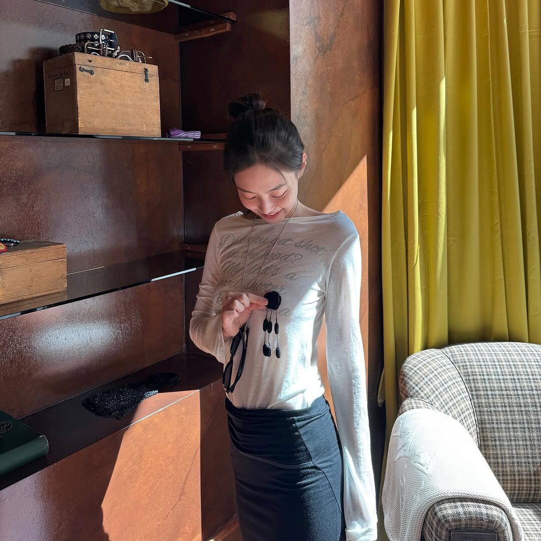 🇰🇷 GILA ARCHIVE LETTERING SHEER LONG SLEEVE 薄長袖 透膚 Jennie同款 / 預購