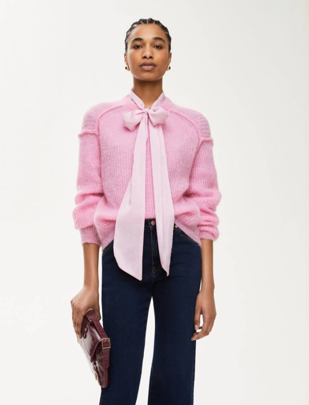 iBlues 素色落肩毛海羊毛衣