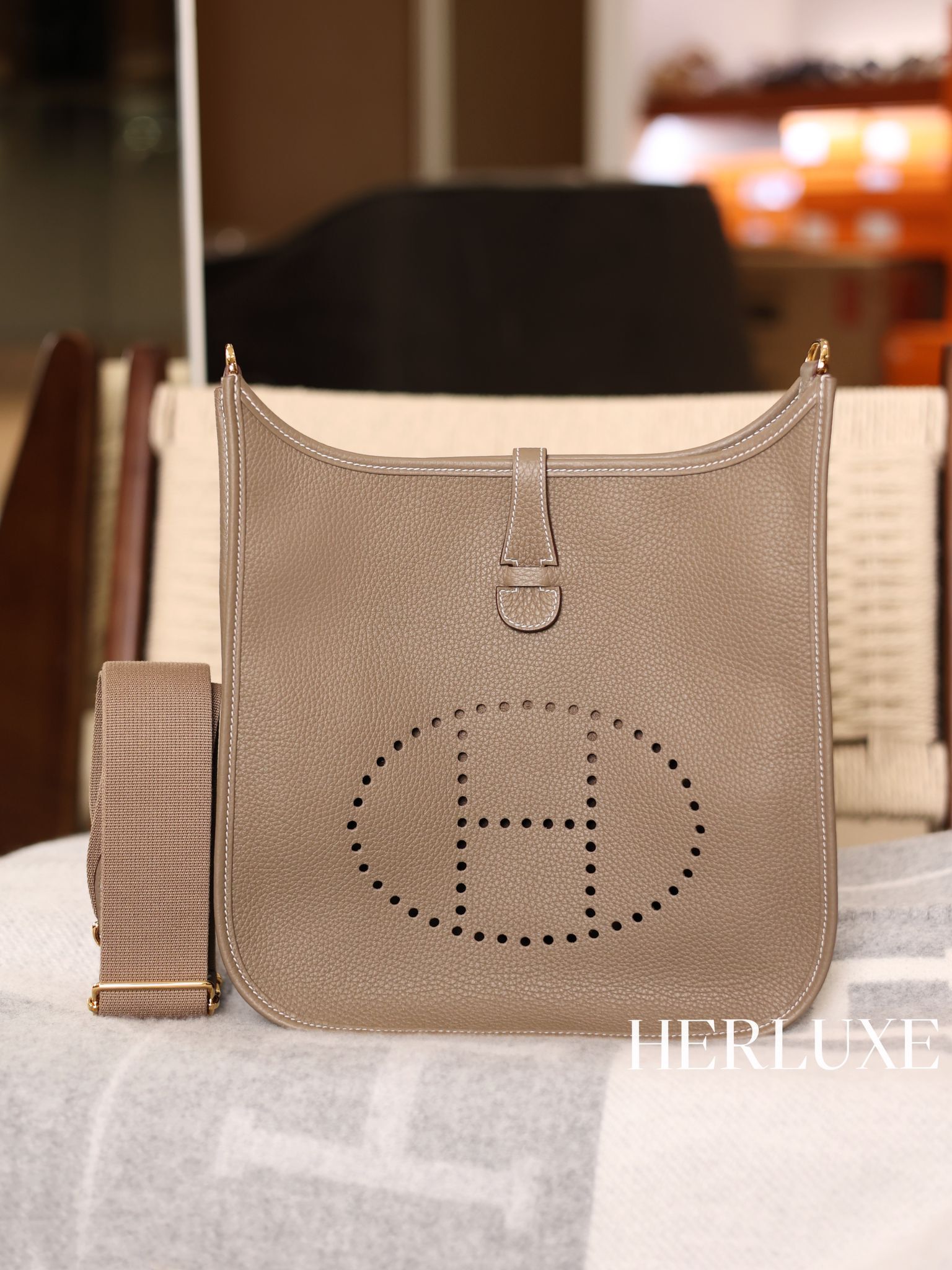 Evelyne 29 18 etoupe cc tc K