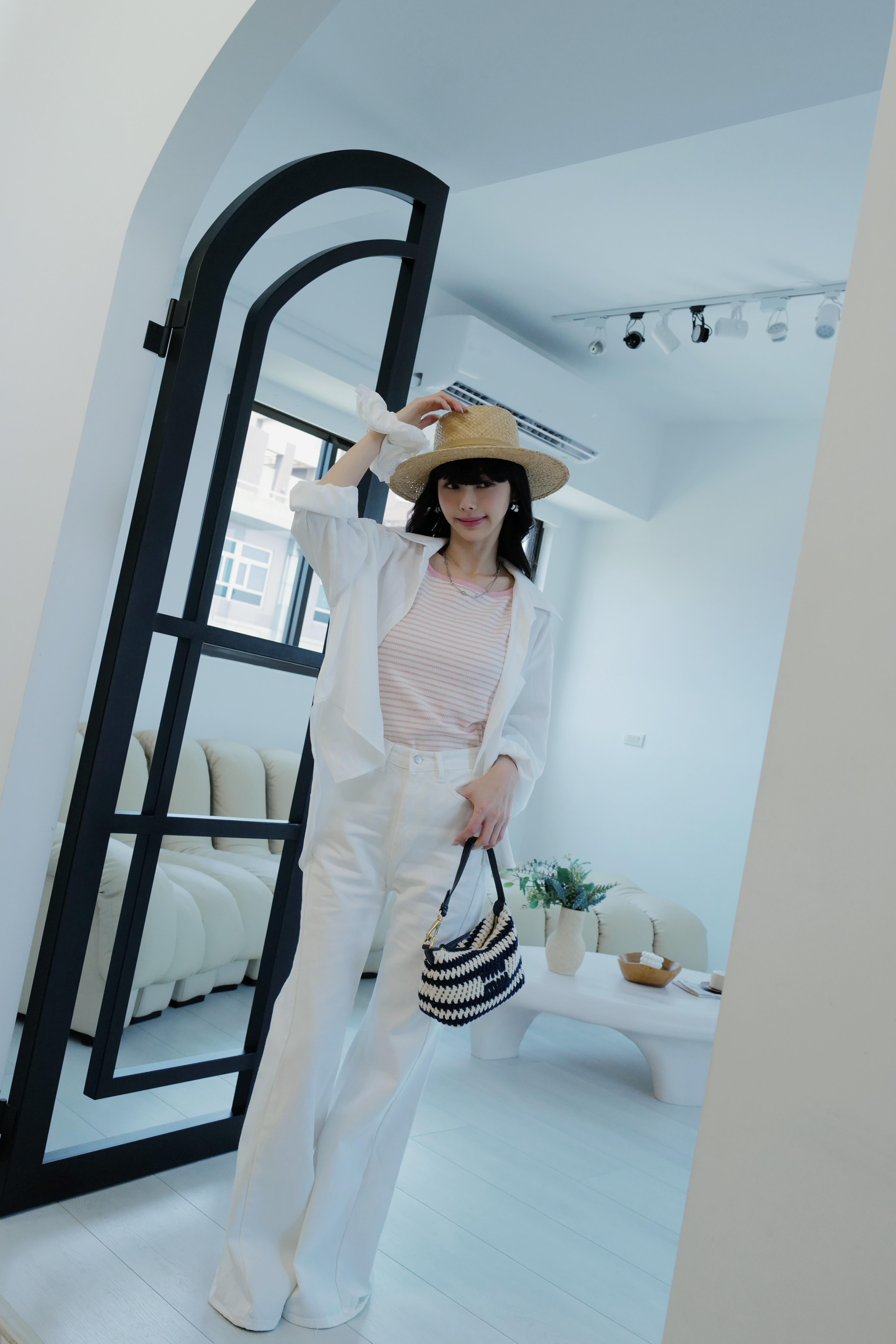 (現貨) 附髮帶前短後長慵懶襯衫 GJ35