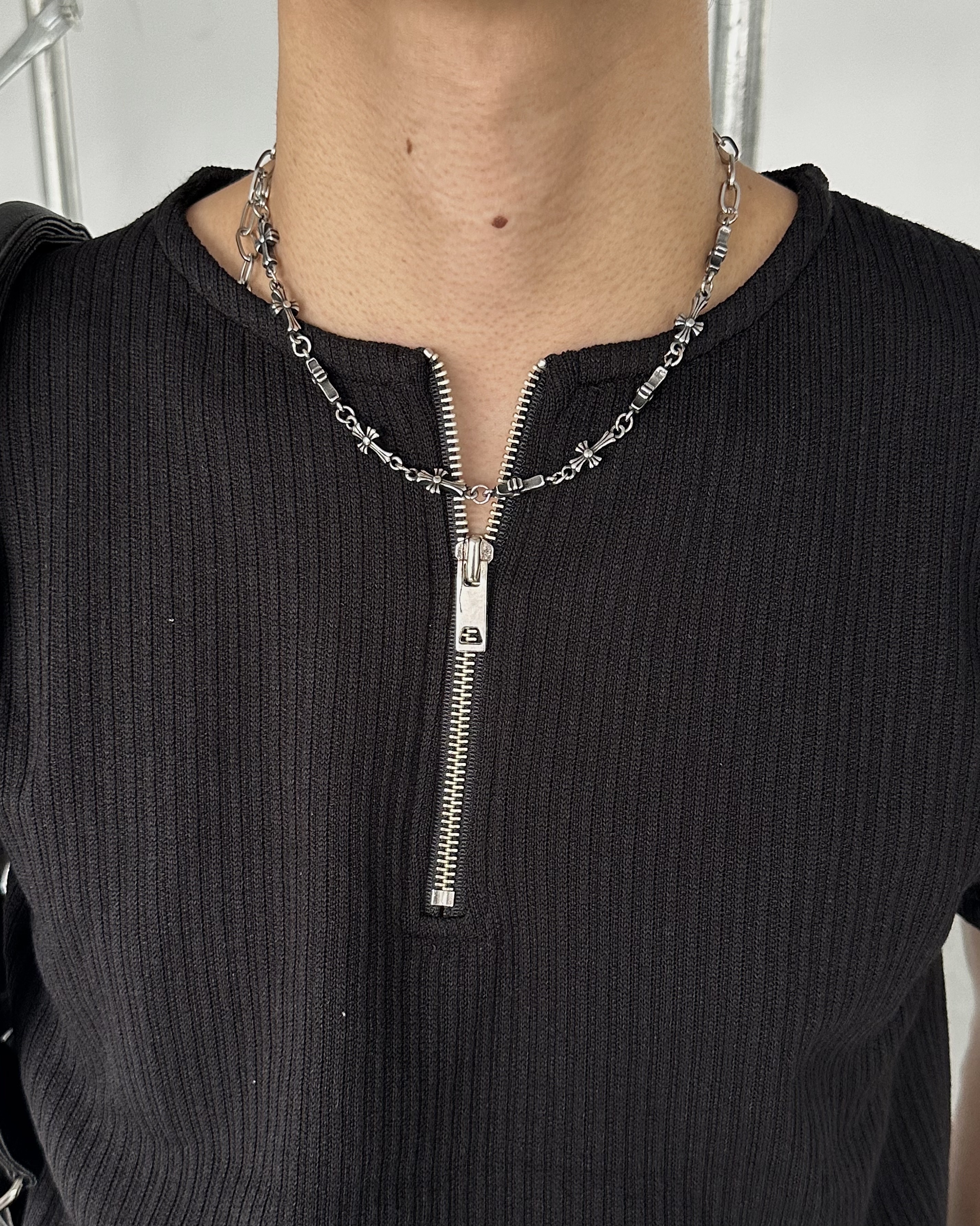 𝐇·𝐓·𝐒 韓國 似克羅心 十字架 扣環 串鏈 簡約 短鏈 穿搭 配件 項鍊