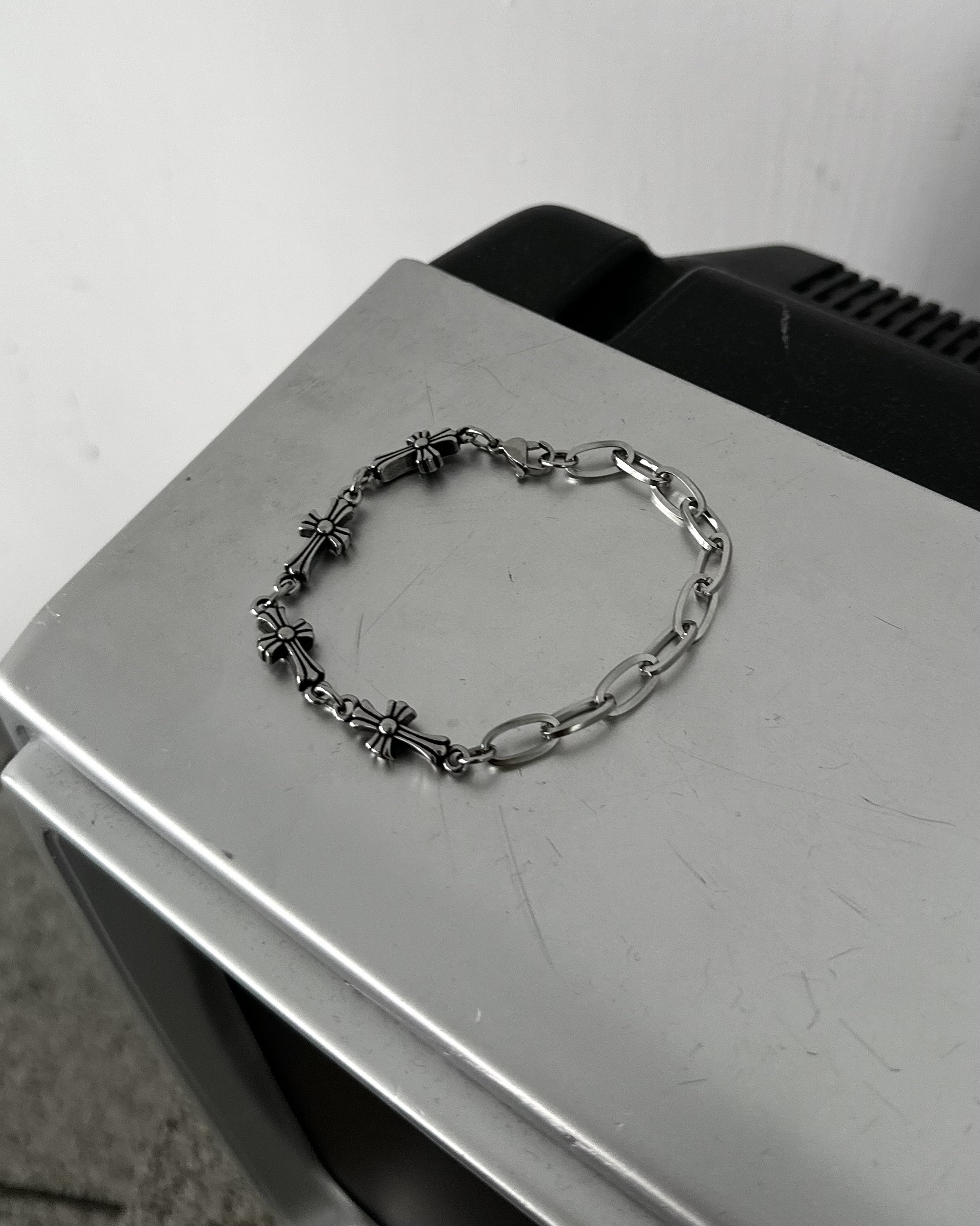 𝐇·𝐓·𝐒 韓國 似克羅心 十字架 扣環 串鏈 簡約 手飾 穿搭 配件 項鍊