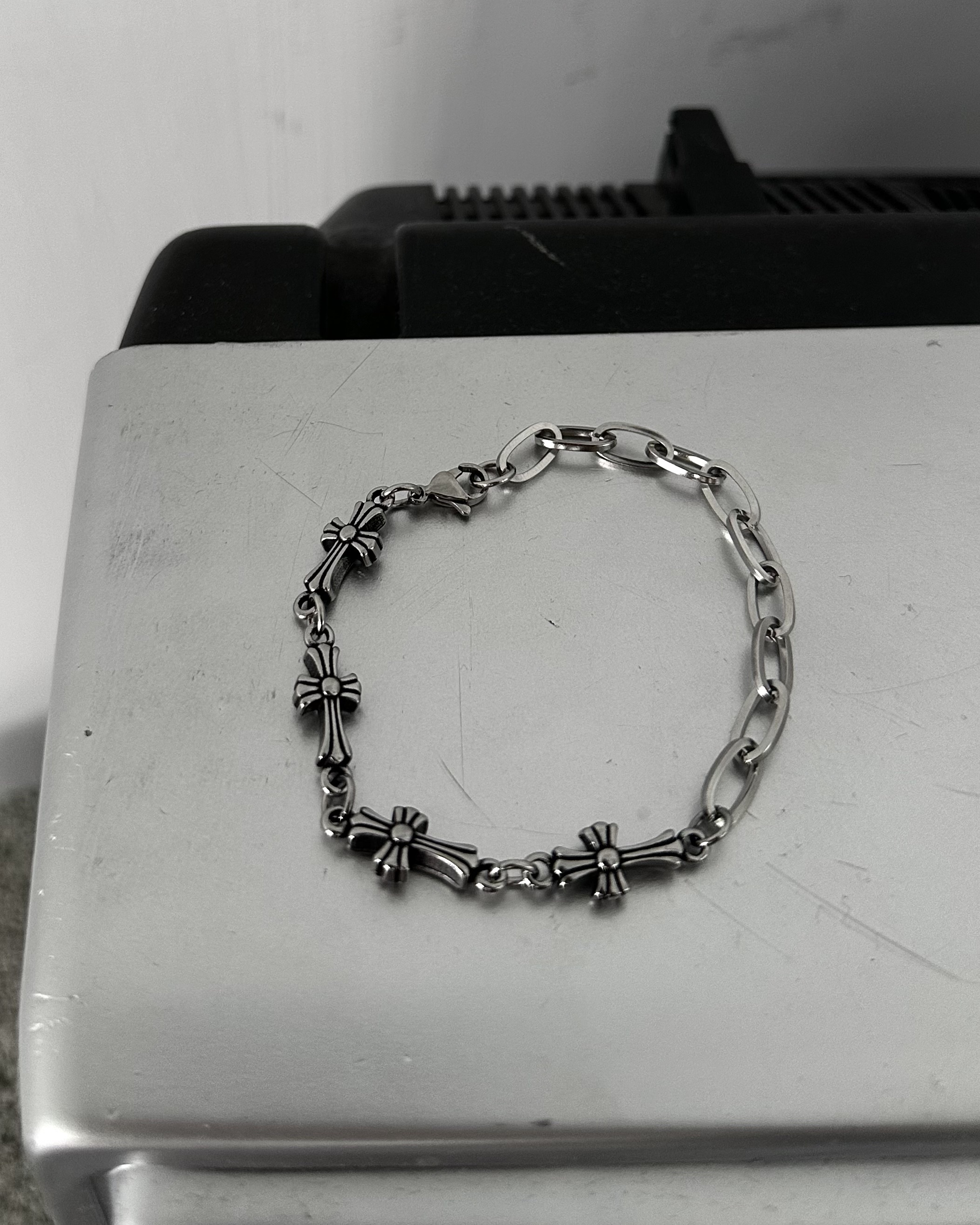 𝐇·𝐓·𝐒 韓國 似克羅心 十字架 扣環 串鏈 簡約 手飾 穿搭 配件 項鍊