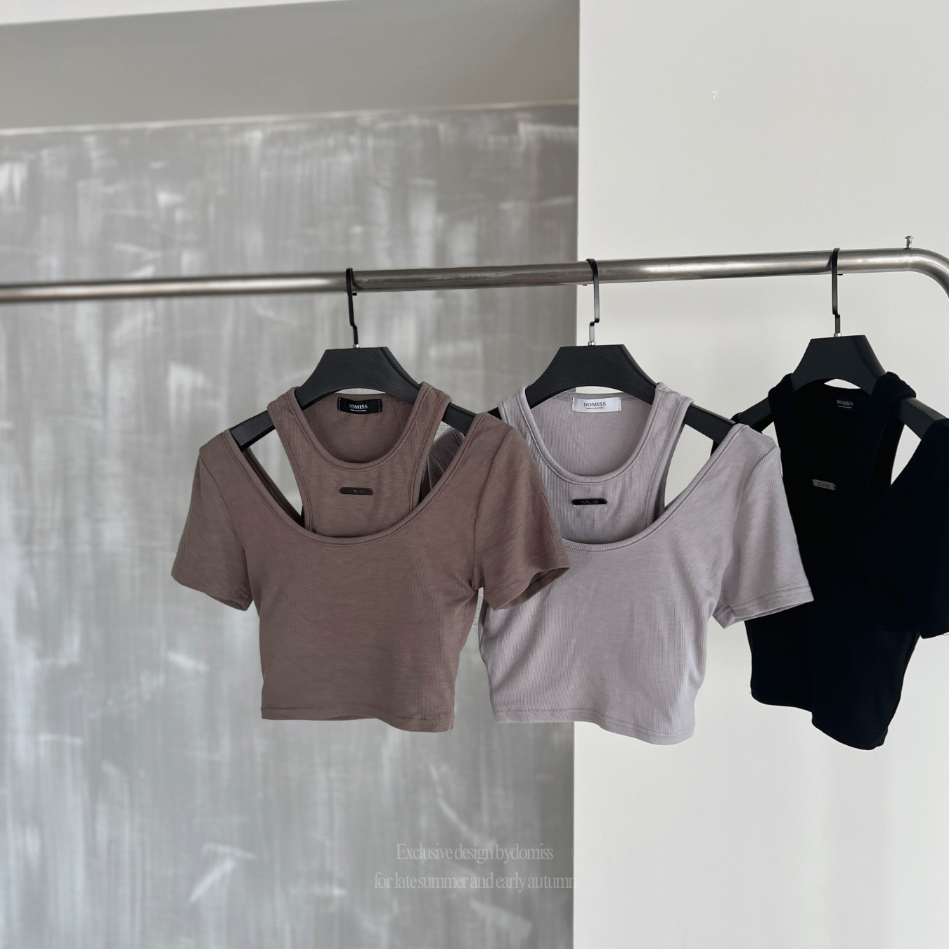 【DOMISS自訂】拼接假兩件 小心機! 背心 兩件式 短版上衣 短袖上衣-3色(現貨)