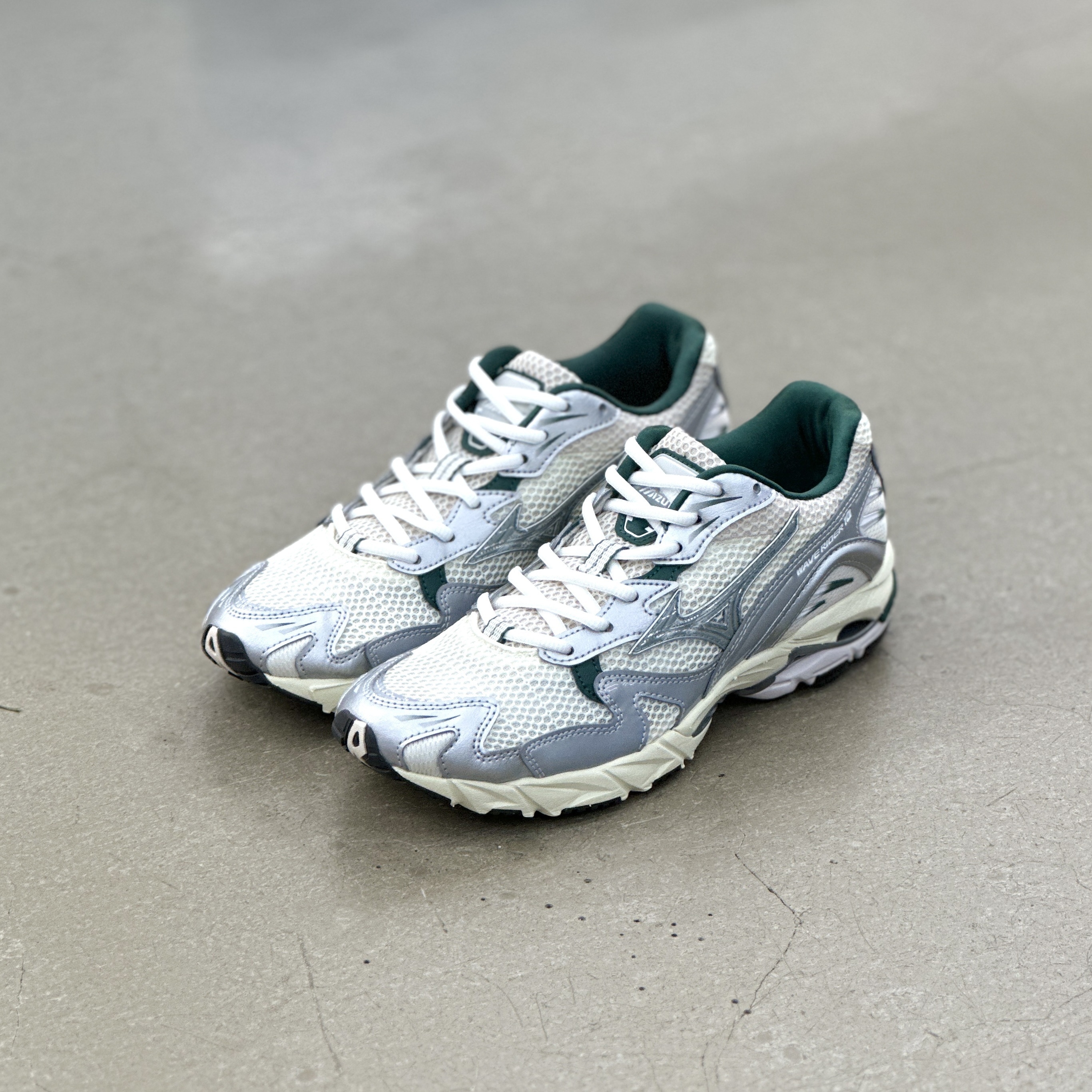 Mizuno Wave Rider 10 Bistro Green l D1GA243107