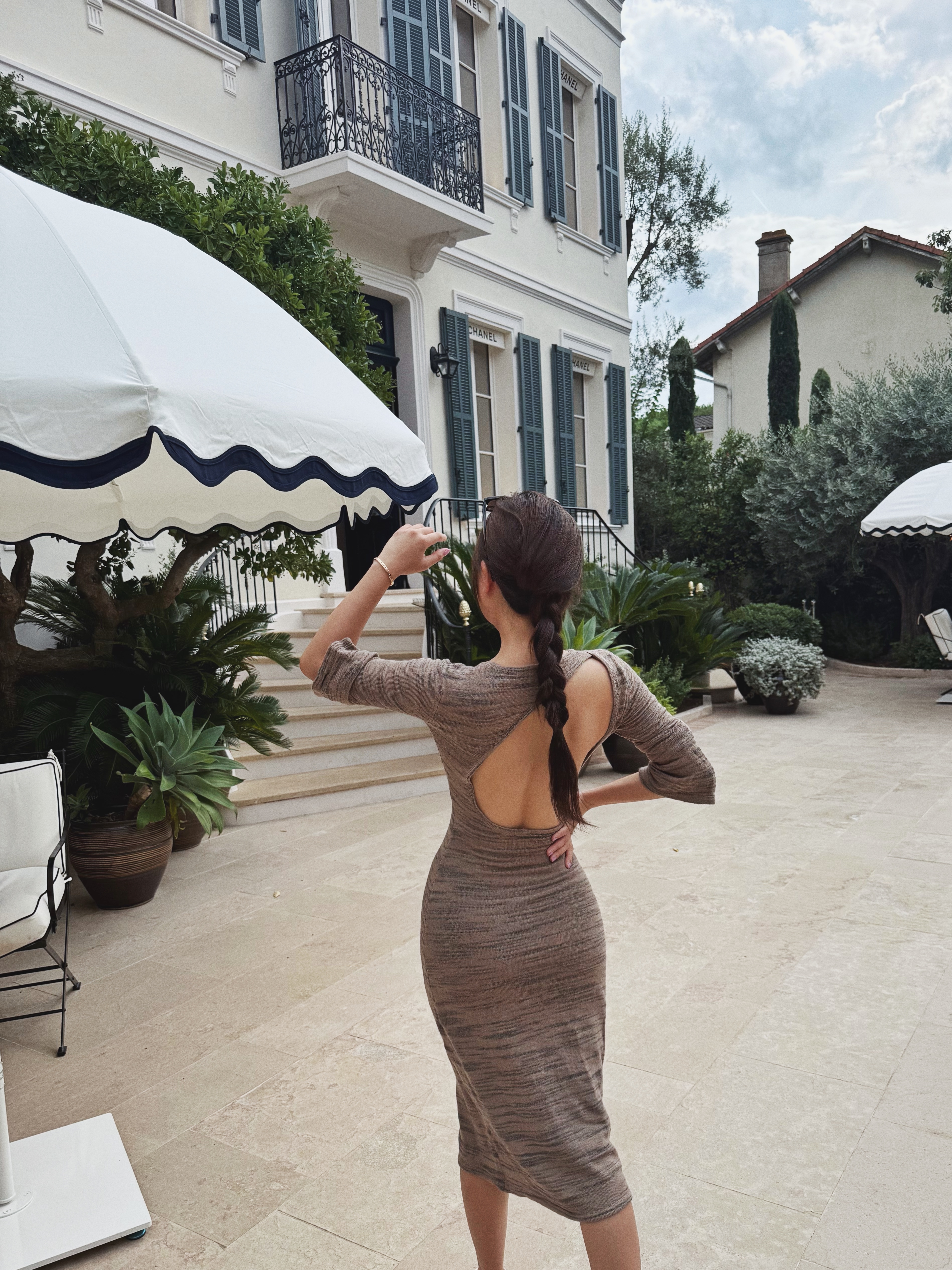 Fall hues 微入秋色 大挖背長袖針織洋裝