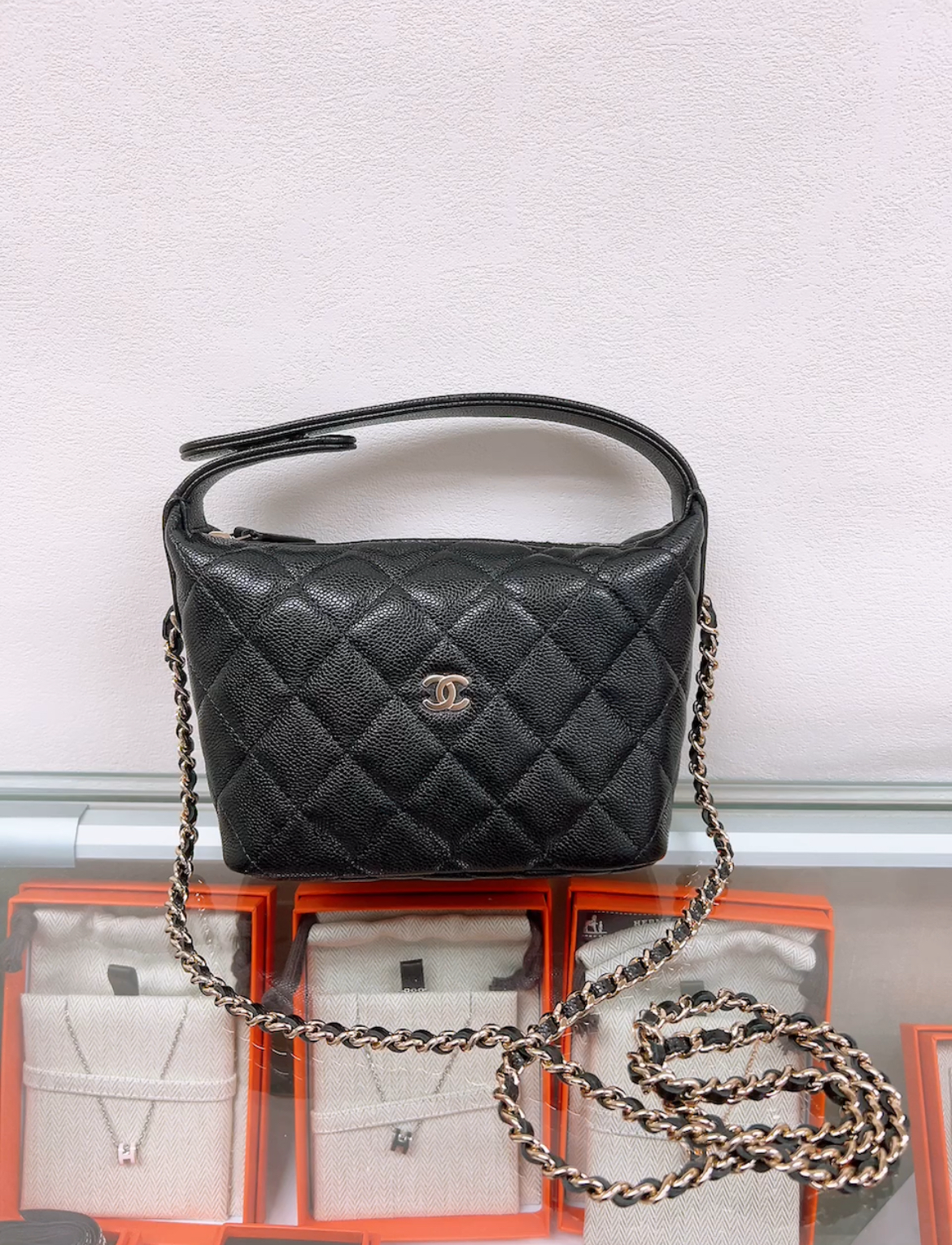 Chanel clutch with chain 飯盒包