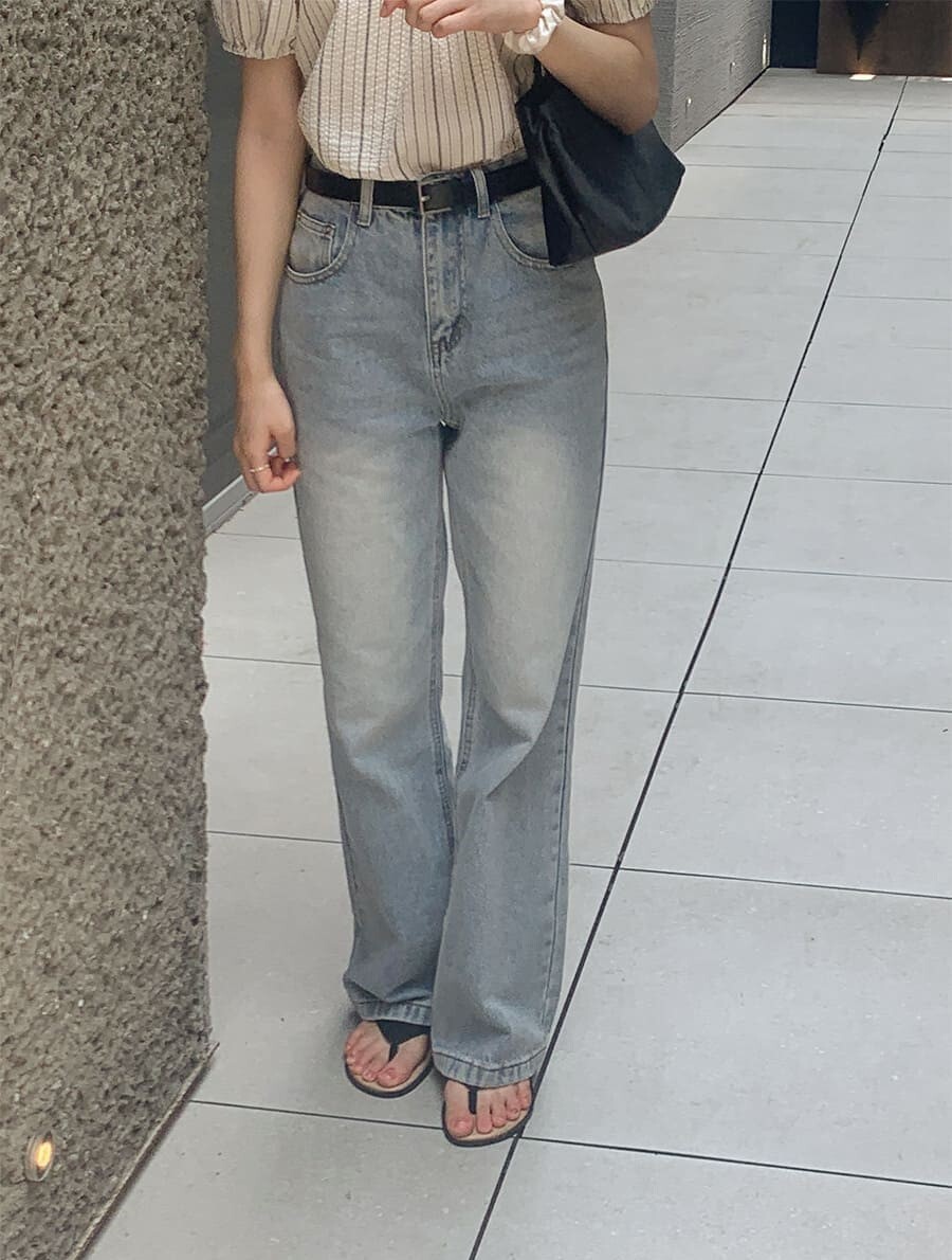 韓國Cherrykoko授權 淺光復古水洗霧感藍直筒牛仔褲