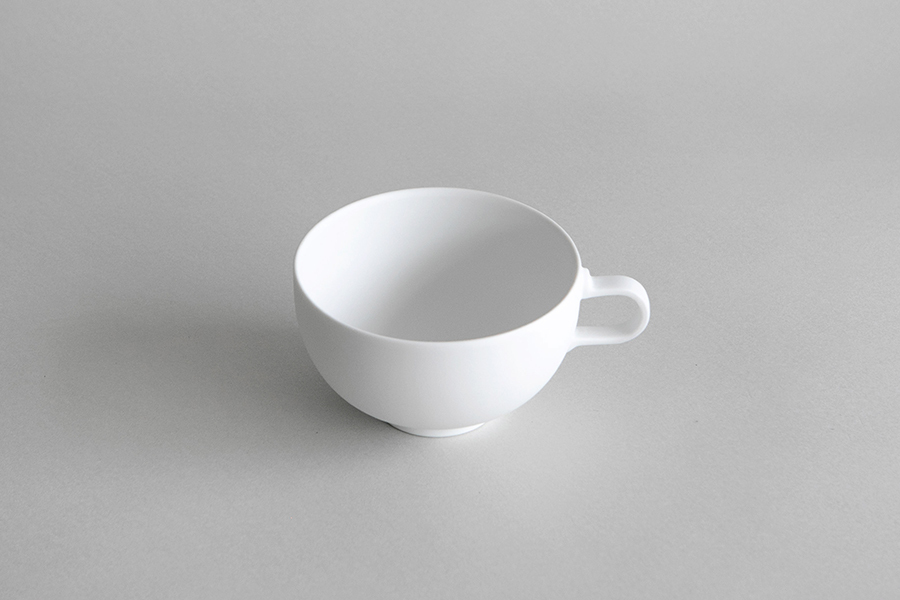 yumiko iihoshi porcelain - SHIONARI 杯M 白