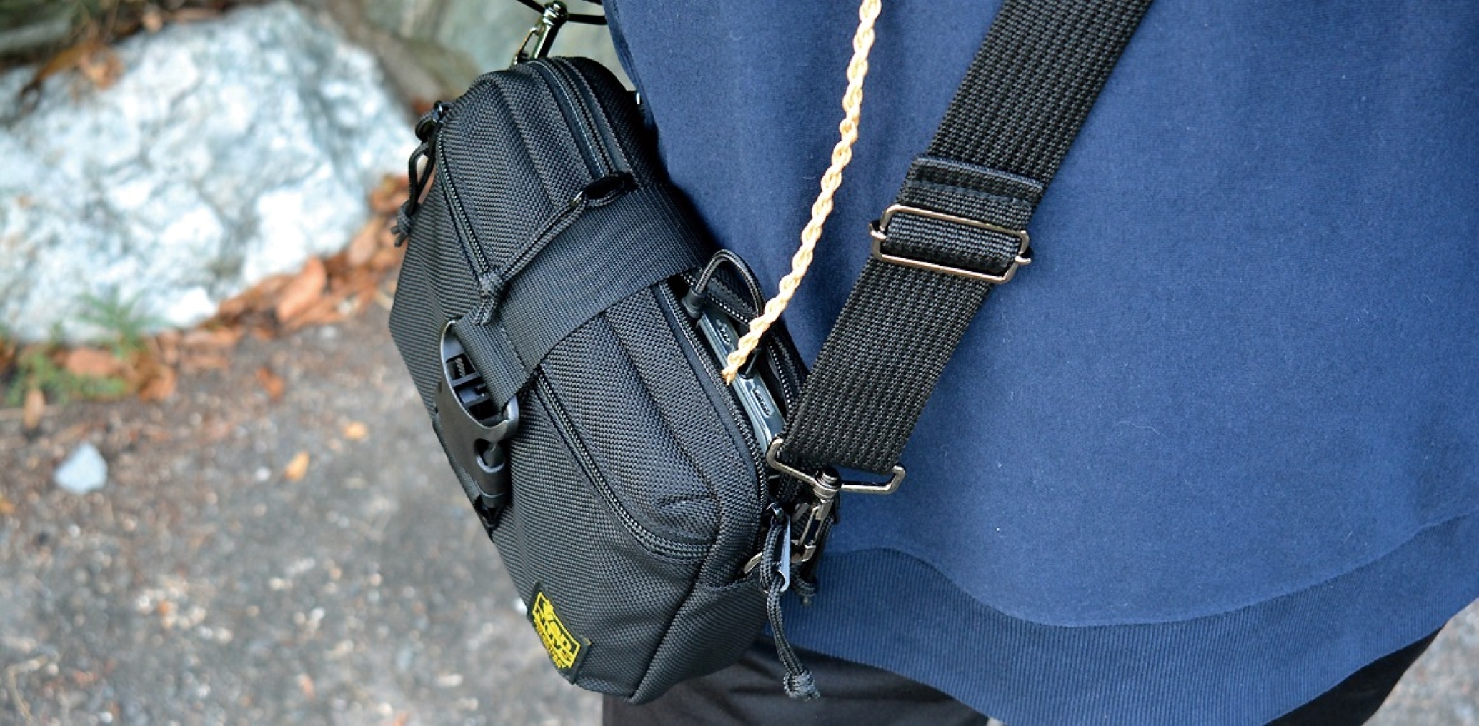 VanNuys E564 Lightness Buckle Crossbody Bag