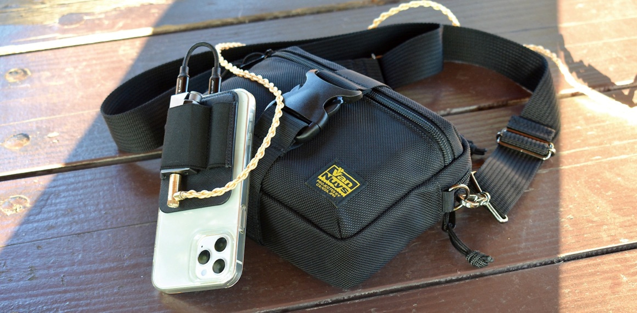 VanNuys E564 Lightness Buckle Crossbody Bag