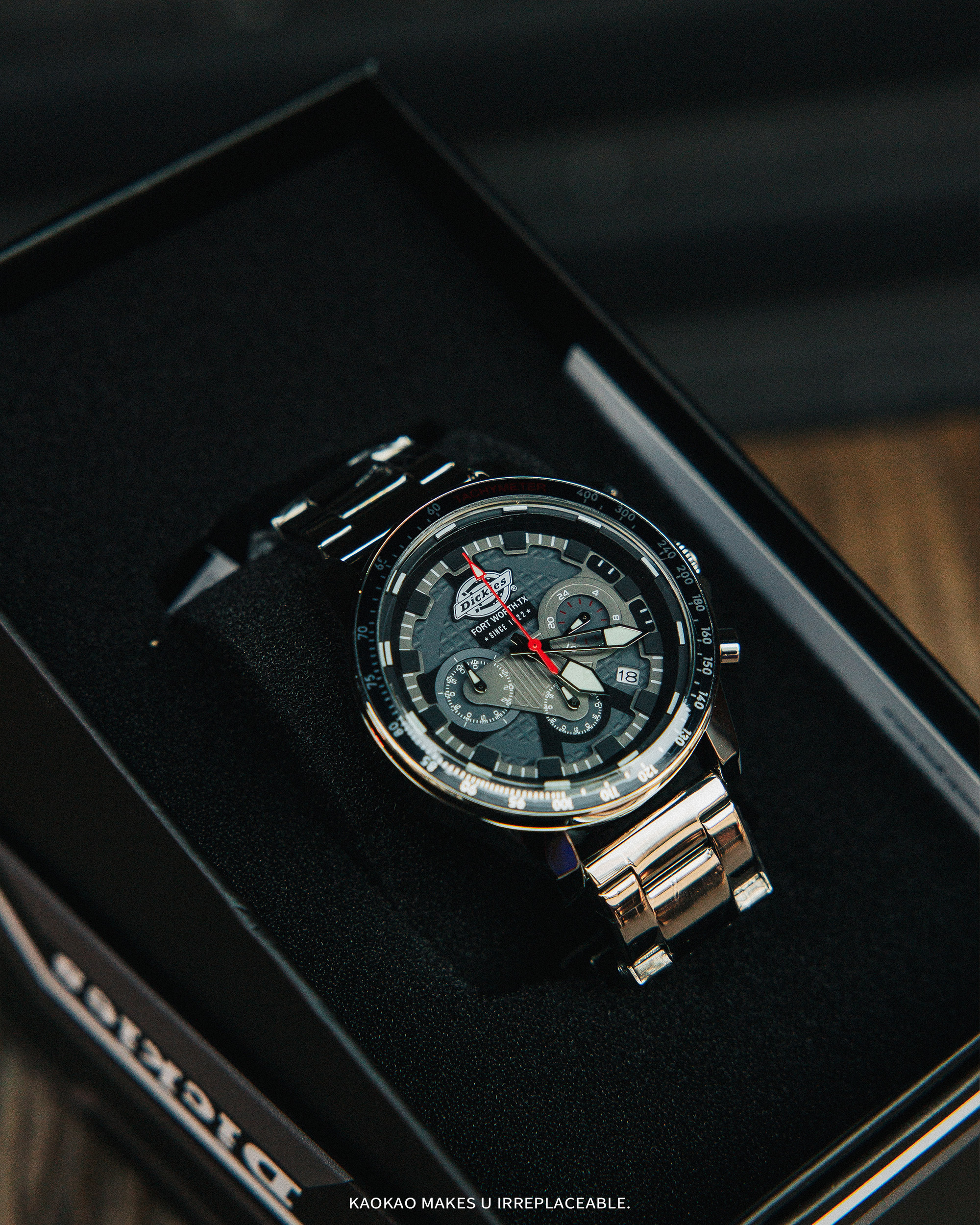 Dickies 銀河系列 石英機芯 多功能三眼帶日曆 夜光 手錶