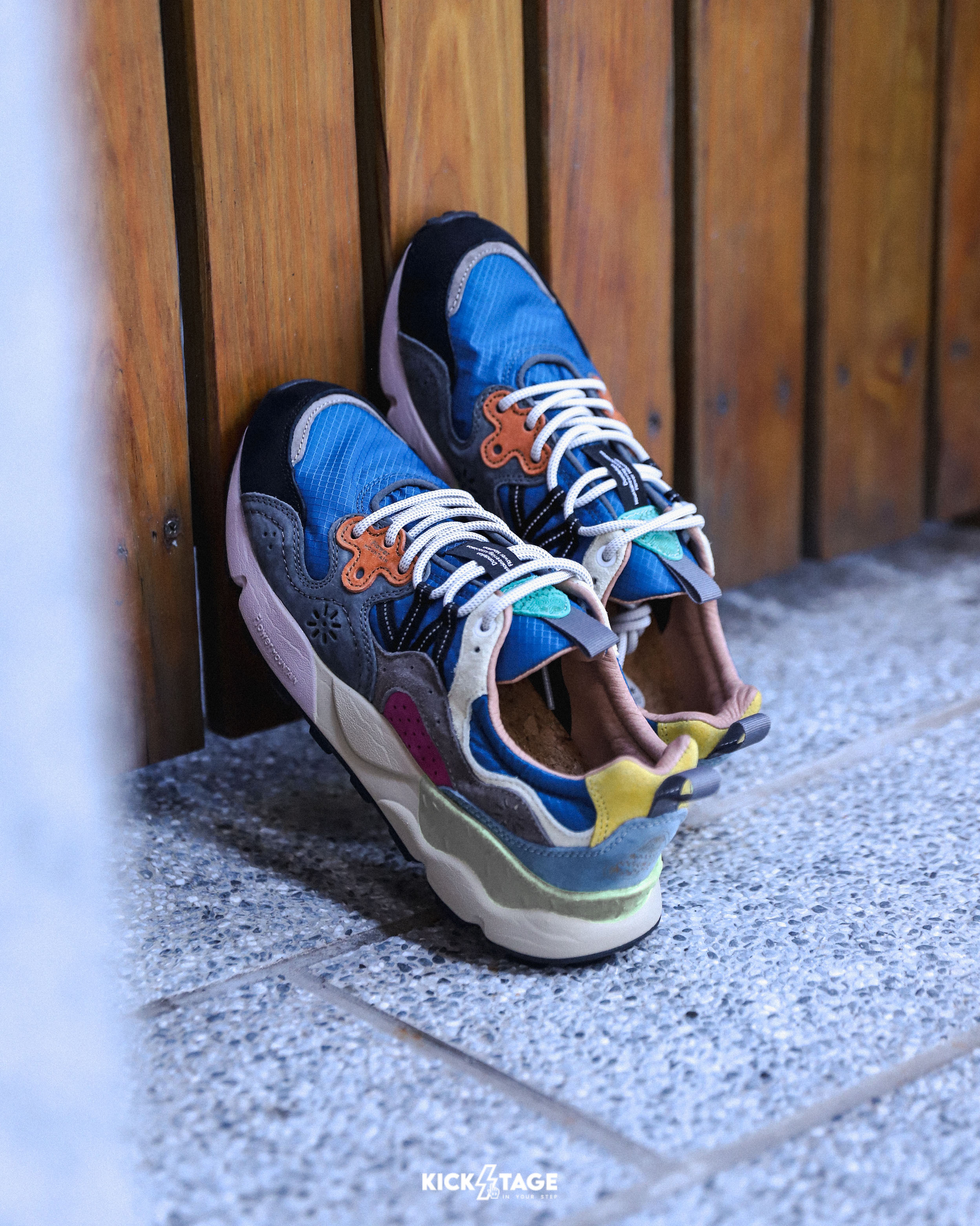 男鞋 Flower MOUNTAIN 山霧花野 YAMANO 3 山野3 藍 戶外 皮革 多層次拼接 軟木鞋墊 耐磨橡膠大底 休閒鞋【FM2589205】