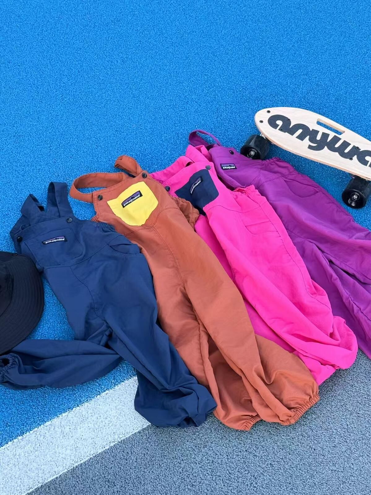 廠單 Pata輕防水背帶褲