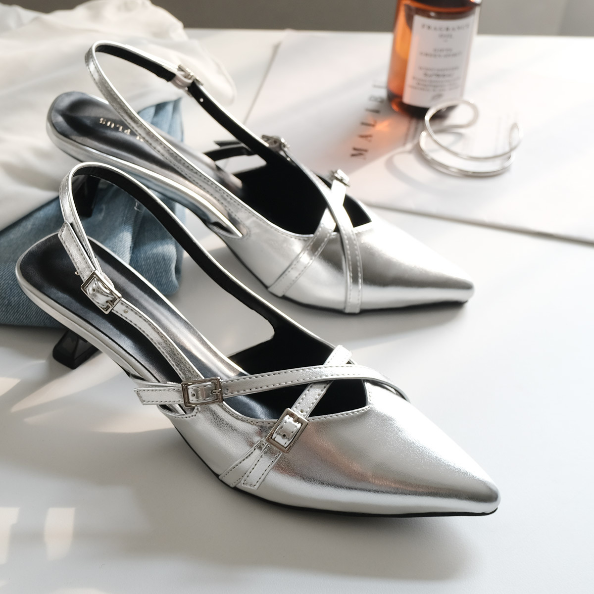 時尚品味 交叉綁帶穆勒涼鞋