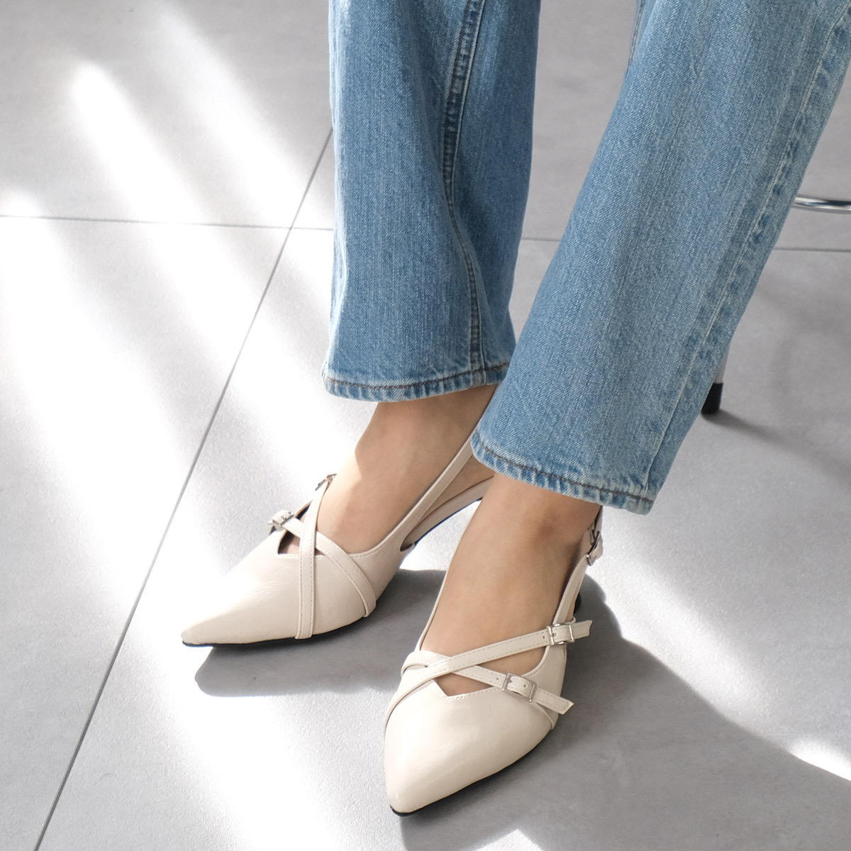 時尚品味 交叉綁帶穆勒涼鞋