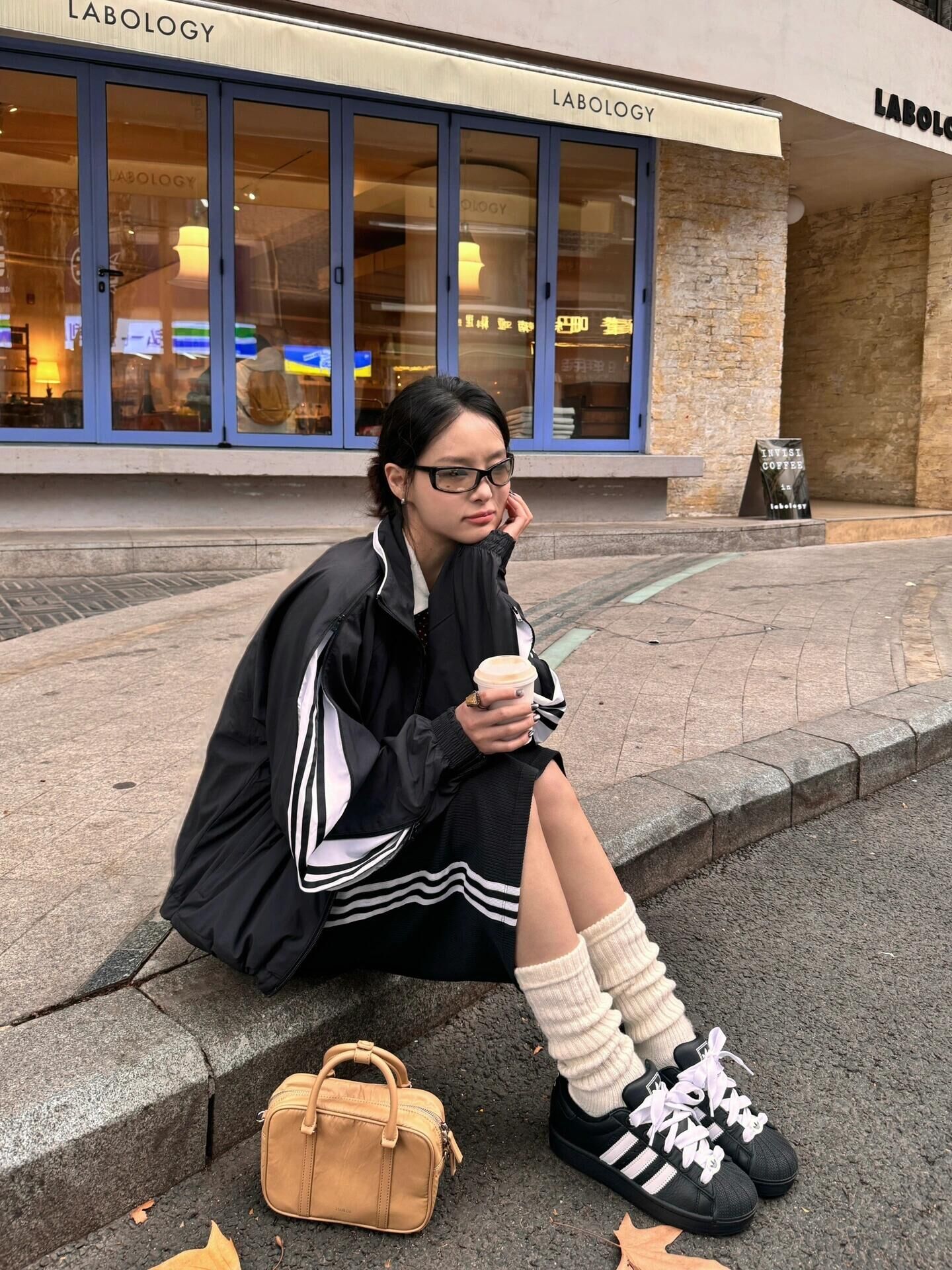 Adidas Originals Superstar 2.0 黑白色 黑色 皮革 寬鞋帶 貝殼頭 男女款 KK4474/預購