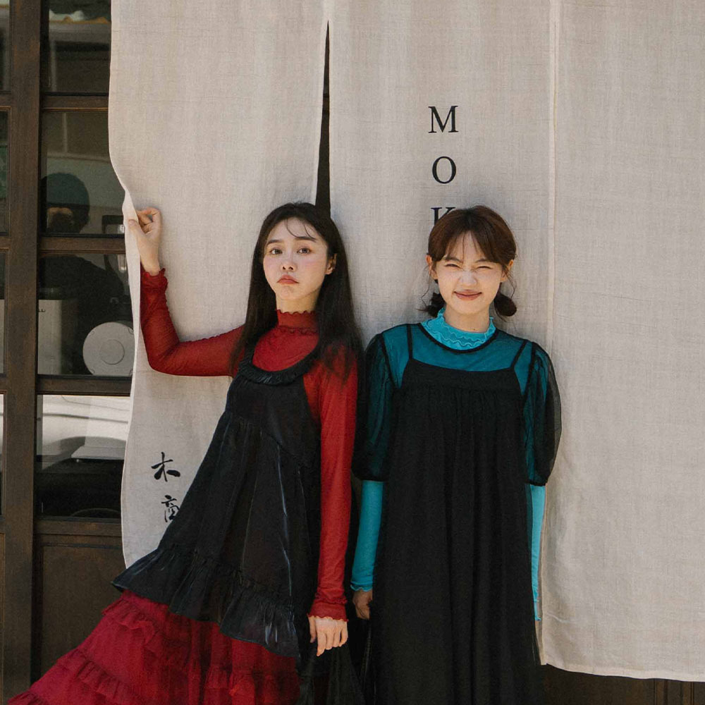 Saturated color ruffled sheer top, seven colors for sale【01099100】in stock+pre-order