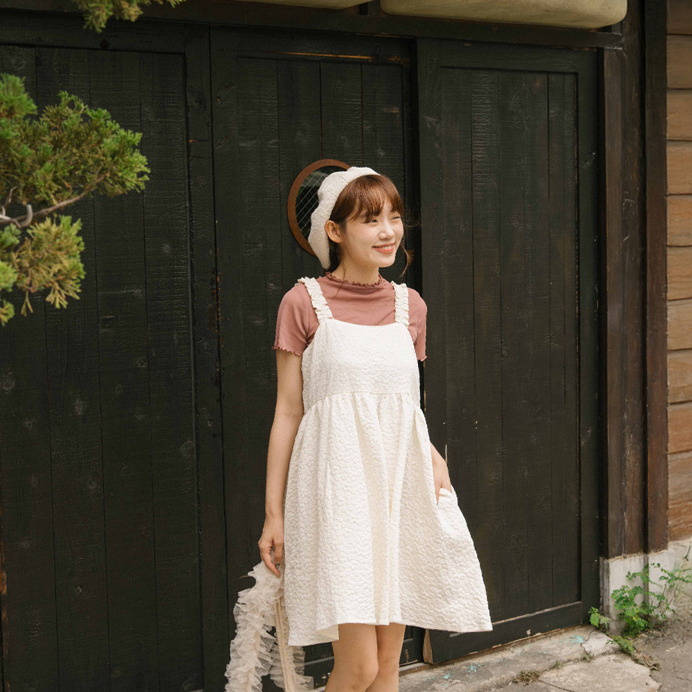 Ruffled lotus leaf strap short dress with jacquard pattern, two colors for sale【01087140】in stock+pre-order