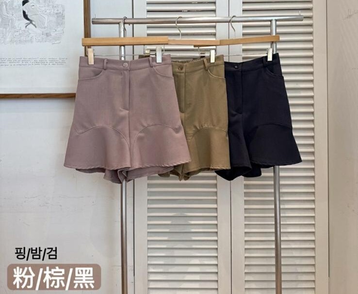 F16  腰26-33 HIP50 長17 $379