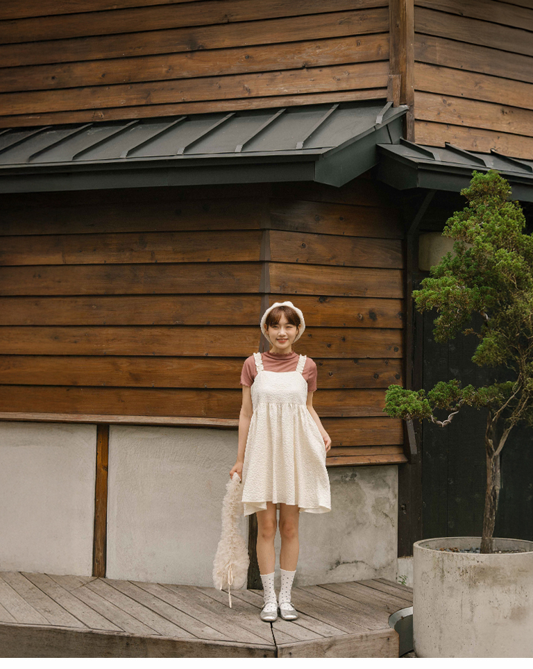 Ruffled lotus leaf strap short dress with jacquard pattern, two colors for sale【01087140】in stock+pre-order