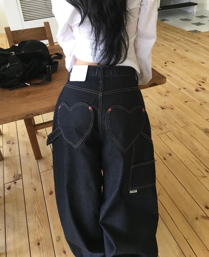 【優惠價預訂】25FW人氣批發款！韓國後愛心口袋彎刀褲（4色）