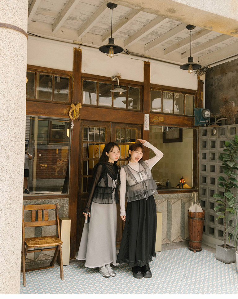 Lotus leaf tie shape sheer vest blouse three colors for sale【01099103】in stock+pre-order