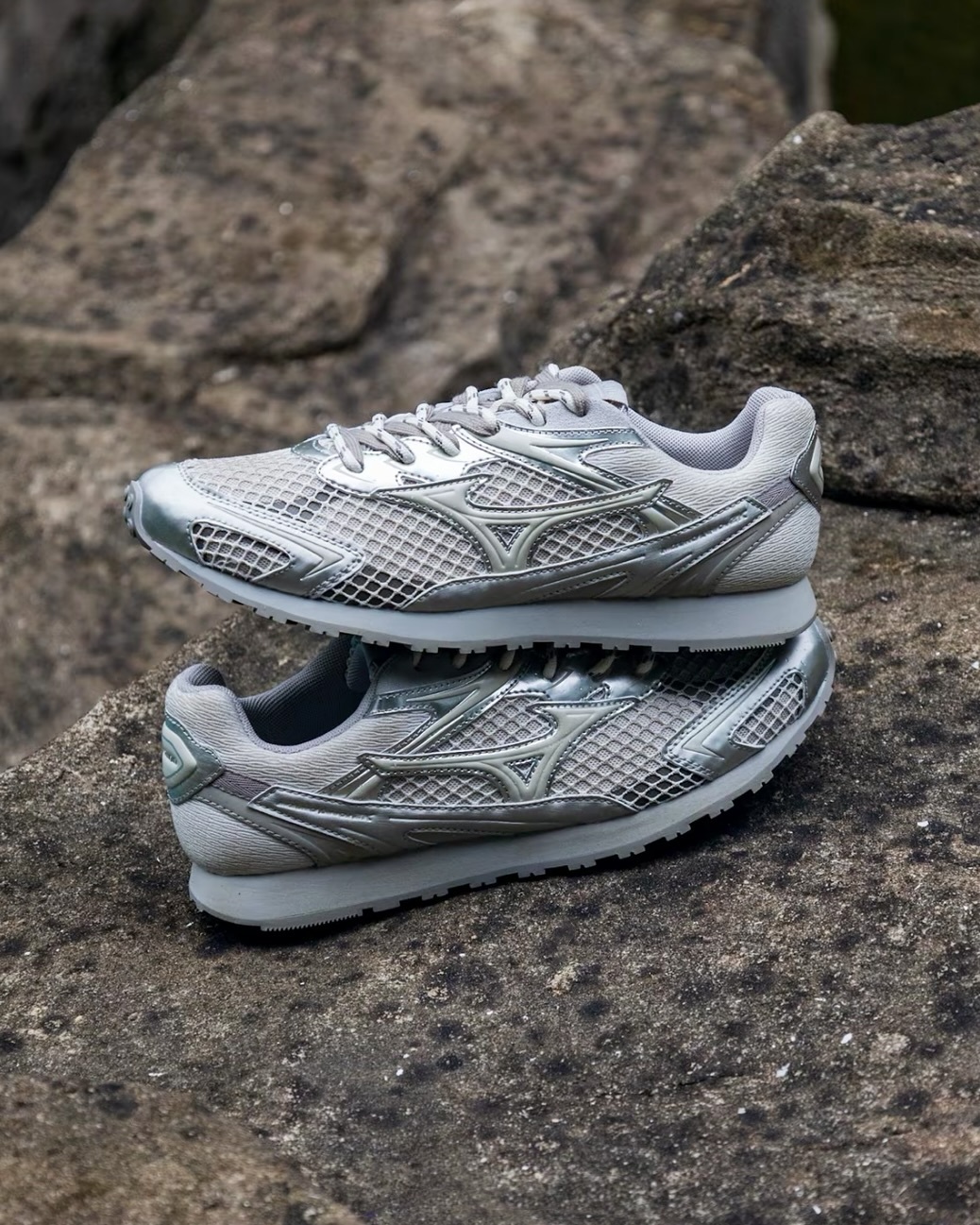 [預訂] MIZUNO LG60S2K | 銀