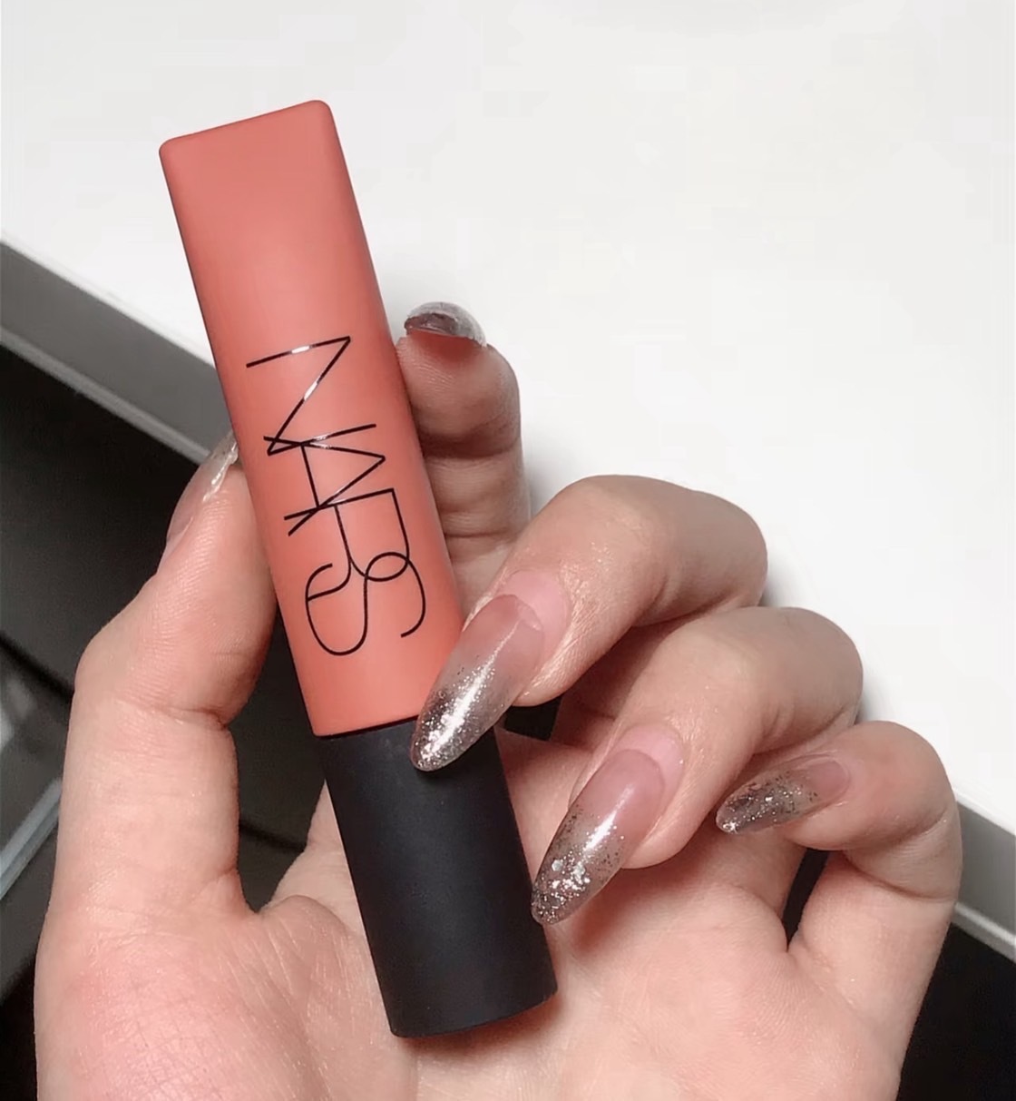 (預購商品 9/1收單) NARS 雲霧唇誘 唇釉 7.5ml #037 THRUST