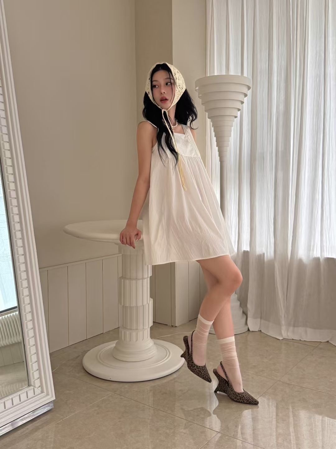 楔形文字尖頭高跟（10cm)