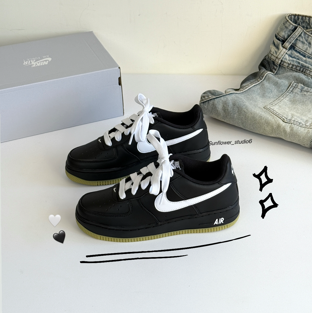 Nike Air Force 1 AF1 黑白色 黑武士 黑白武士 皮革 寬鞋帶 焦糖底 大童款 HQ1911-001/預購