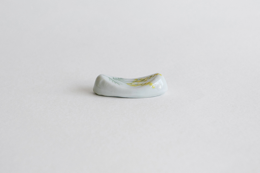 德永遊心 - 彩繪金合歡 / 筷架 橢圓