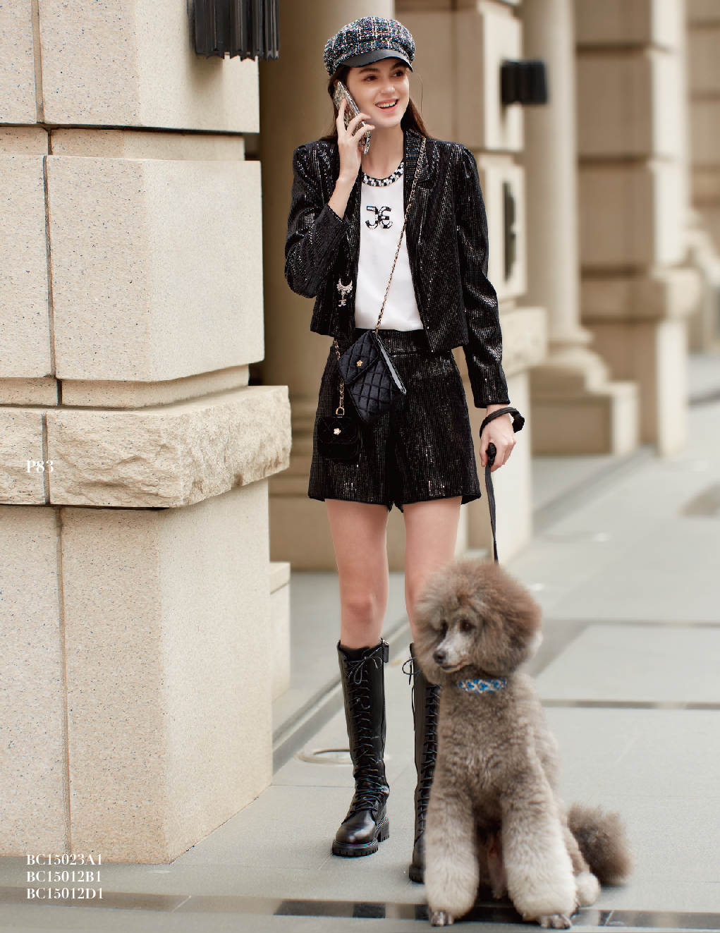 BC15023A1 沙漠星空logo玻珠亮片重工T（2色）