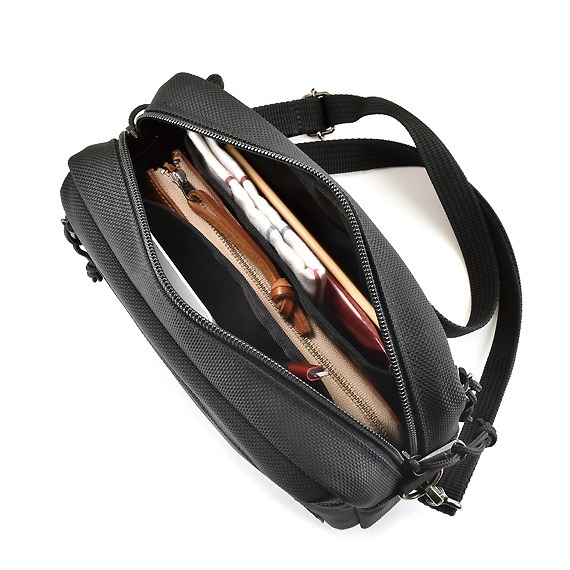 VanNuys E556 Lightness Crossbody Bag