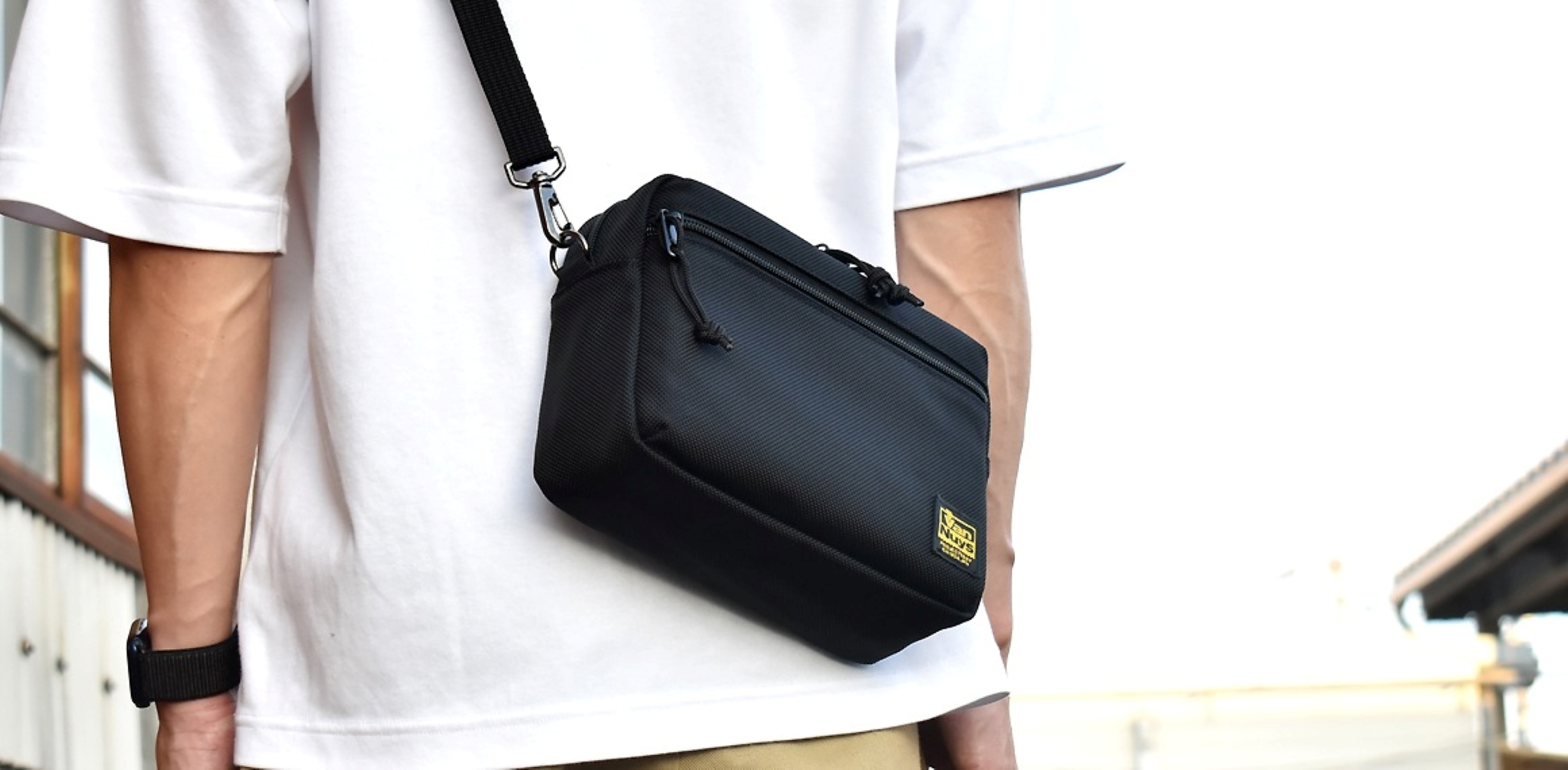 VanNuys E556 Lightness Crossbody Bag