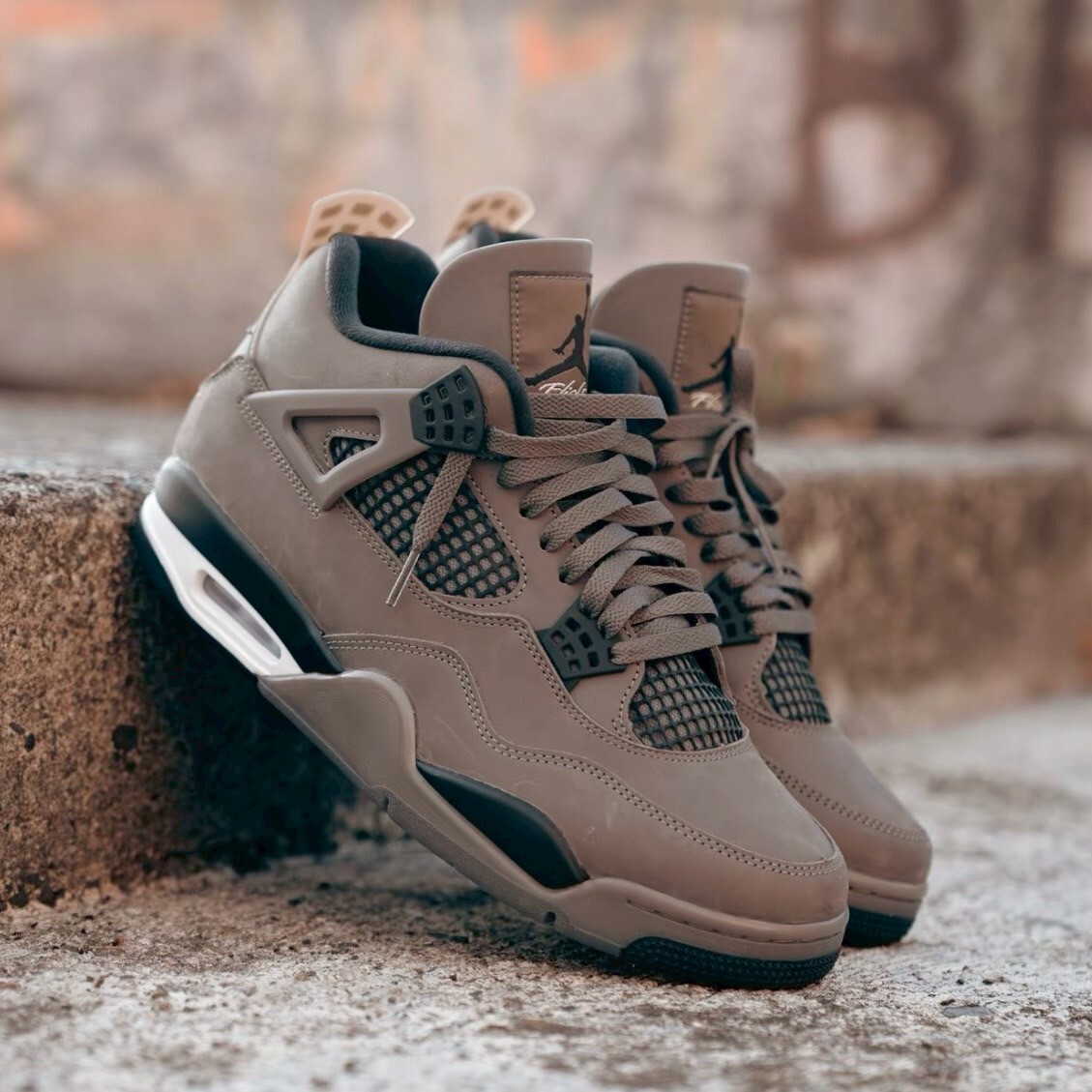 Air Jordan 4 Retro Cave Stone 黑棕色 麂皮 經典 喬丹4