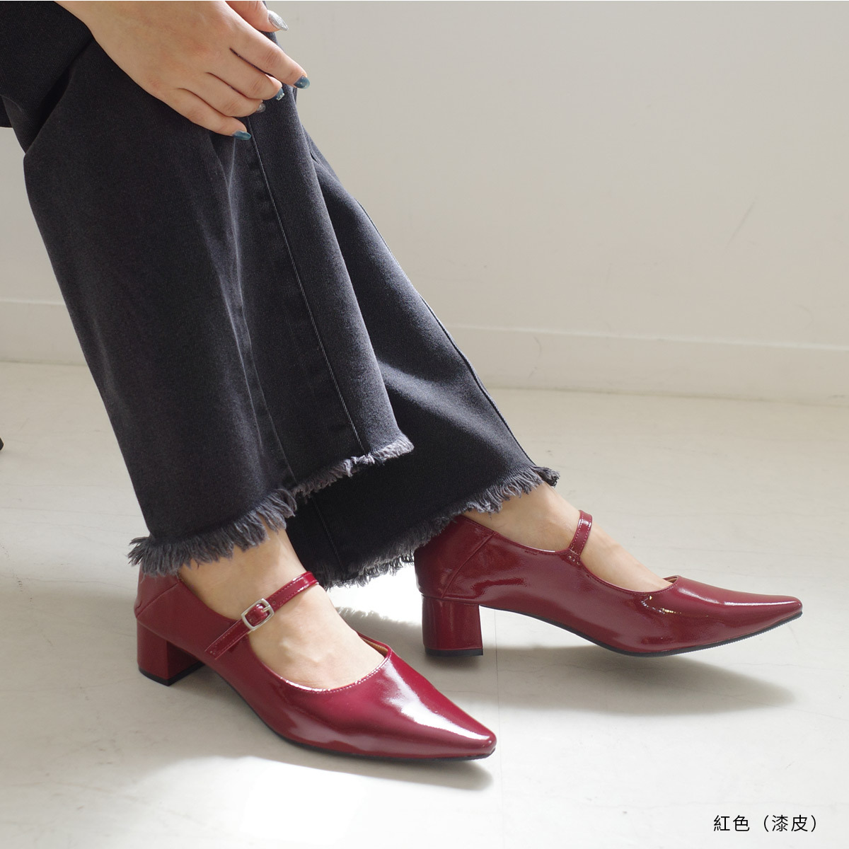 巴黎氣質 尖頭粗跟瑪莉珍鞋