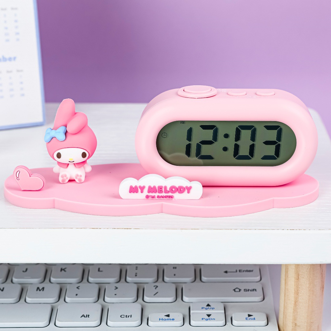 (2026年新年限時優惠) Sanrio家族系列場景擺件鬧鐘