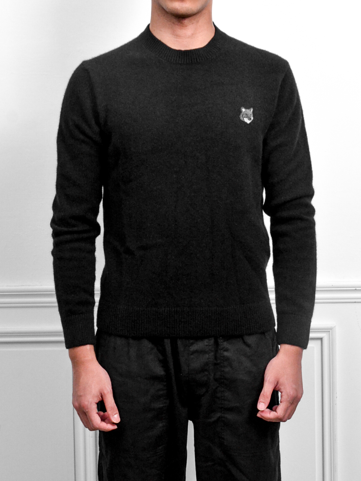 Maison Kitsune Bold Fox Head Patch Sweater 大膽狐狸頭毛衣 黑/灰【NM00805KT1006】