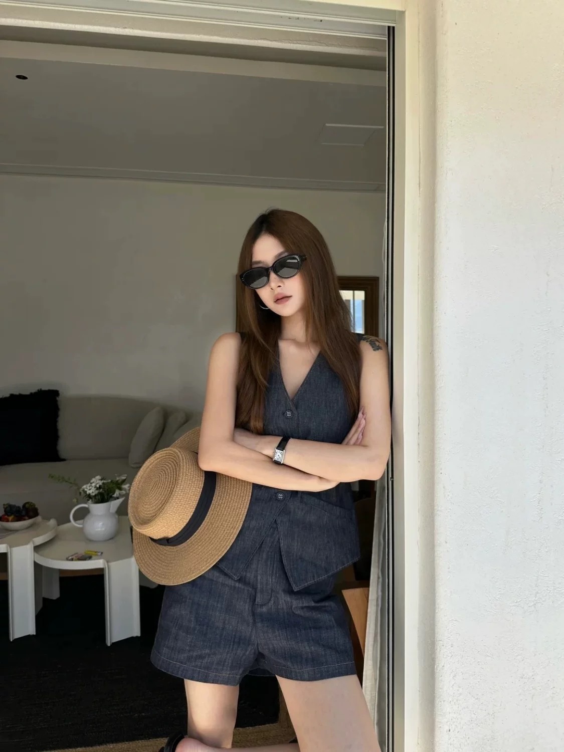 鬆弛感套裝 V領無袖上衣+短褲(2件組)