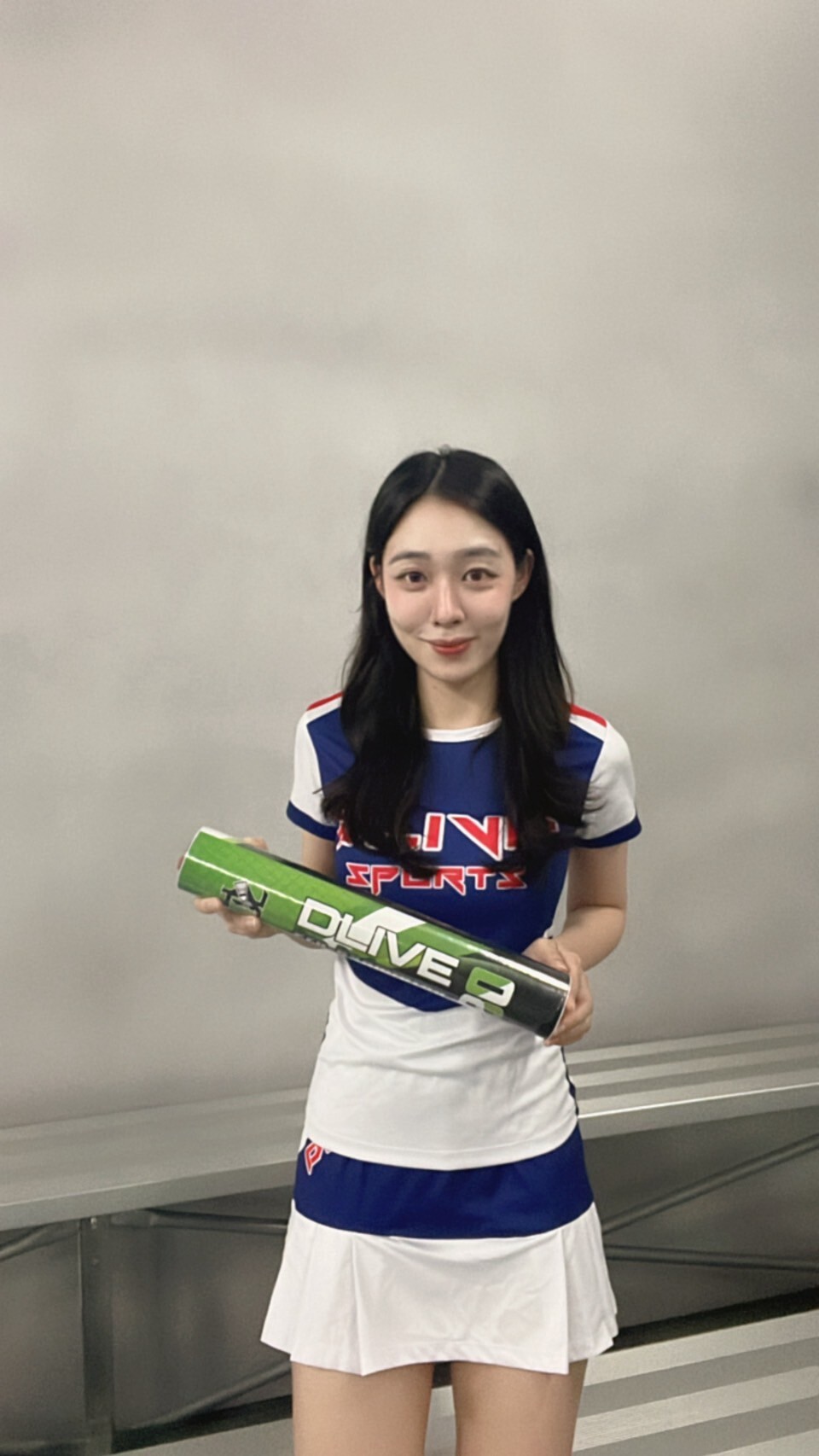 【尼莫團長推薦】DLIVE比賽級羽球 D80 (12入/筒)