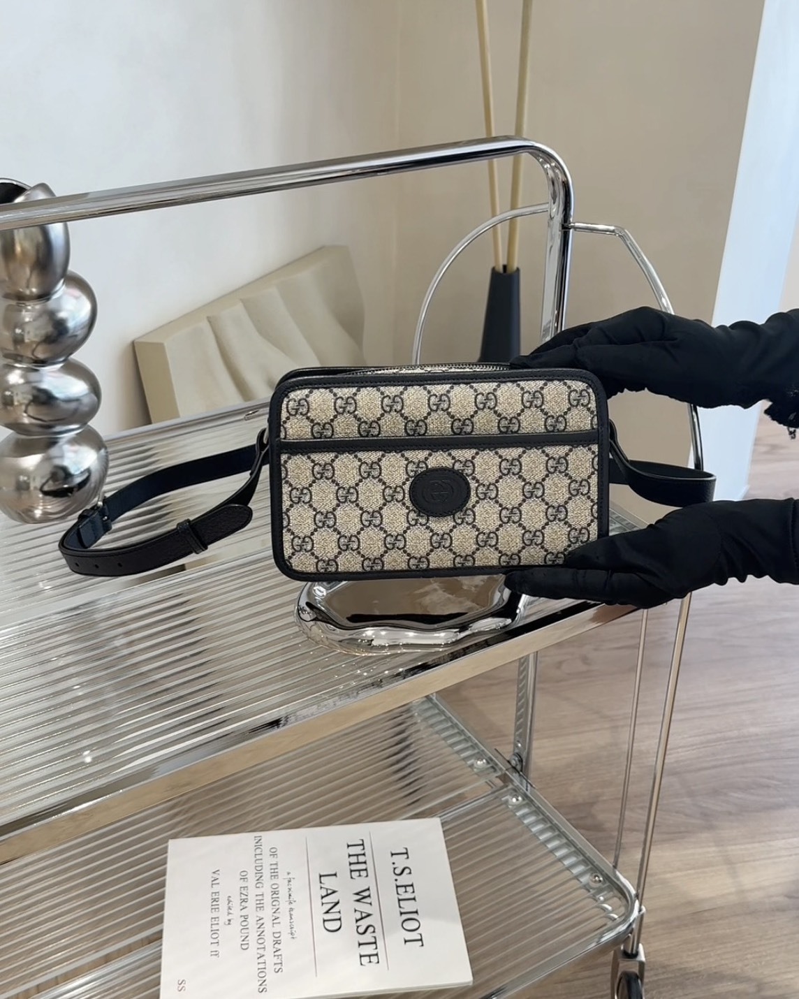 GUCCI｜GG 斜跨包 男女同款 海軍藍色